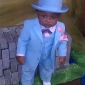 Meet your Posher, Angello